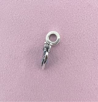 Charm de Patín sobre hielo con alas