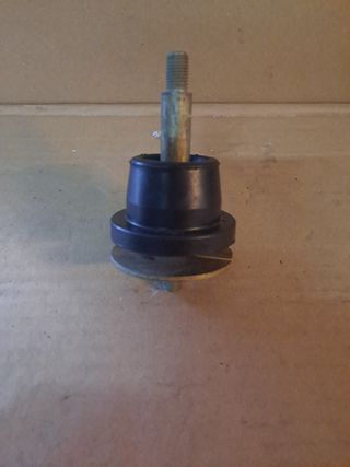 SEAT 850,133 soporte motor trasero