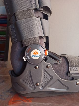 Bota neumática,Prótesis para pierna talla L