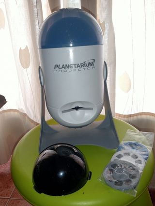 Planetario proyector juguete