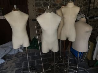 8 Bustos maniquí hombre y mujer. todos 190 euros.
