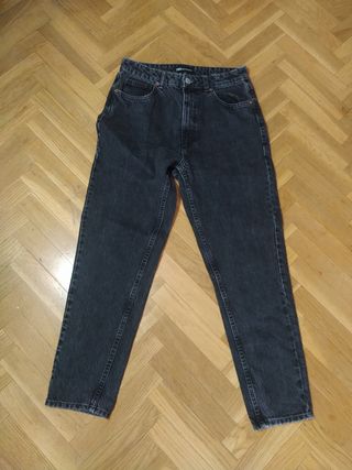 Pantalón Zara