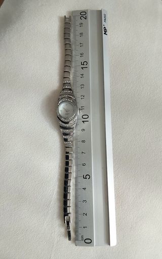 Reloj de pulsera con caja