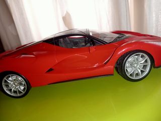 Coche juguete teledirigido