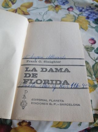 Libro lectura antiguo
