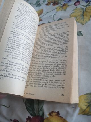 Libro lectura antiguo