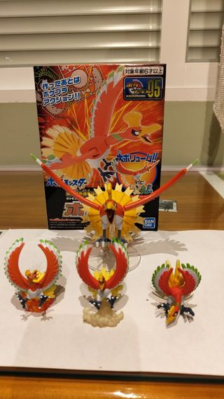 Lote figuras Pokémon Ho-Oh