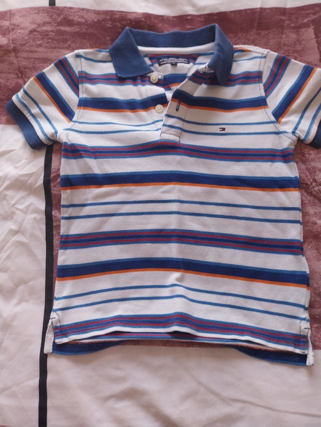 Polo tommy hilfiguer niño  5-6 años