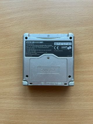 Game Boy Advance SP con caja completa