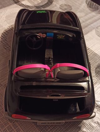 Coche negro Wild of girlz para muñecas tipo barbie