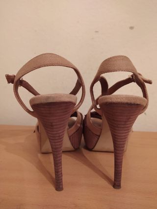 GUESS - sandalias tacón beige 37
