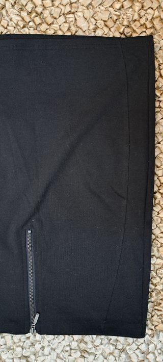 Falda negra L Stradivarius