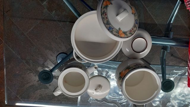 Teiera portabiscotti e zuppiera