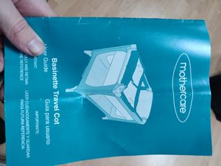 Cuna de viaje convertible