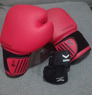 Guantes de boxeo 8 onzas y vendas