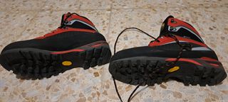 Botas de montaña