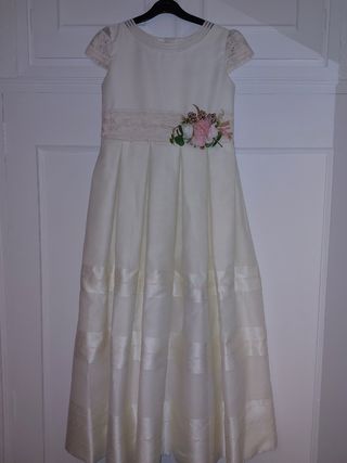 Vestido comunión con cancan y tocado