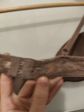 Sujetador encaje marrón