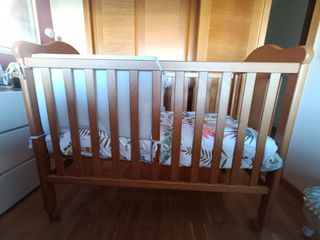 Cuna con colchón