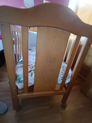 Cuna con colchón