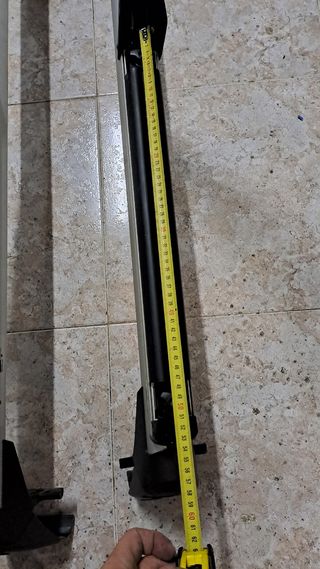Barras techo y portaesquis A8