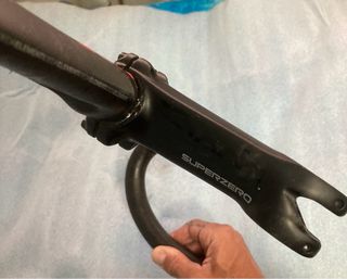 Manillar compact y potencia Deda superzero