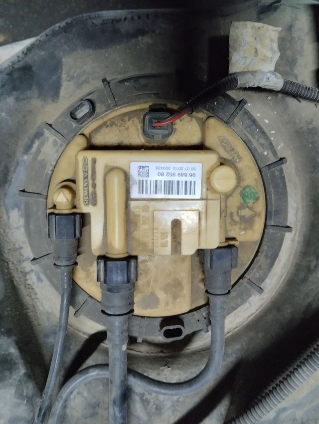 Deposito combustible Berlingo 2015