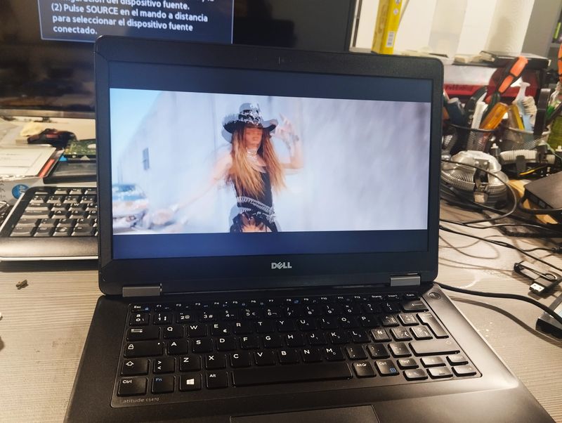 ➤ Portátil Dell E5470 con procesador Intel i5 afbeelding 3