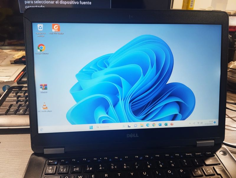 ➤ Portátil Dell E5470 con procesador Intel i5 afbeelding 4