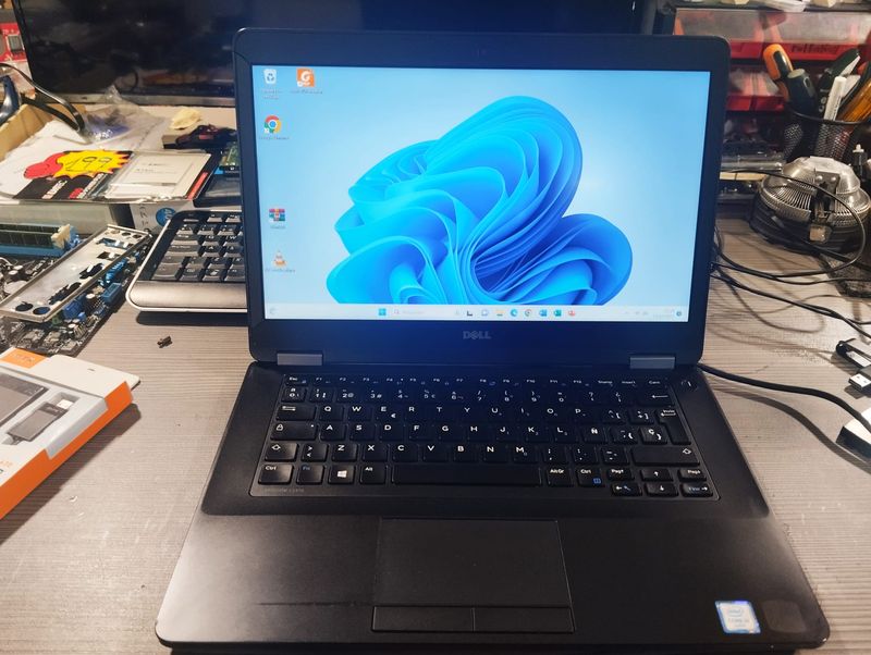➤ Portátil Dell E5470 con procesador Intel i5 afbeelding 6