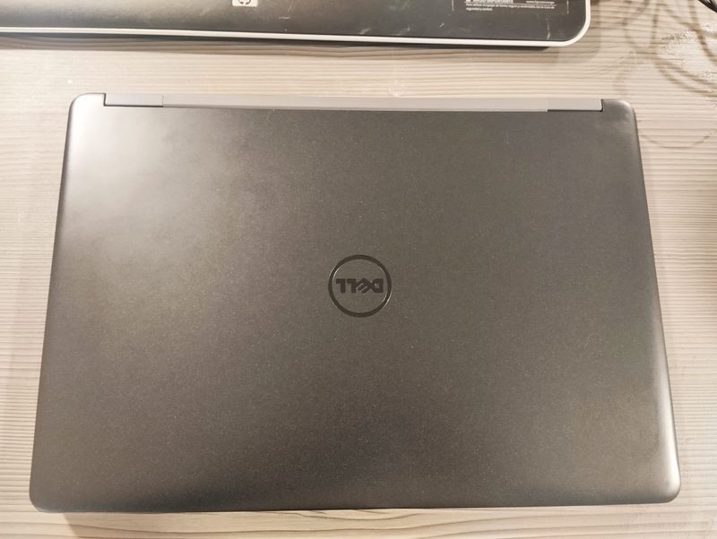 ➤ Portátil Dell E5470 con procesador Intel i5 afbeelding 9