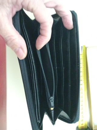 CARTERA DE PIEL SIN ESTRENAR