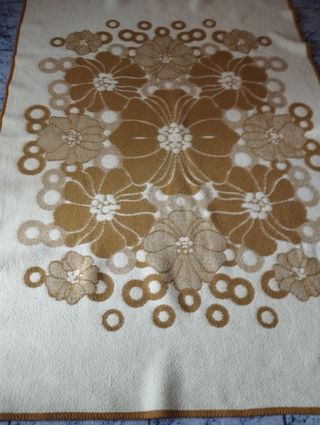 Manta matrimonio 135 cm.