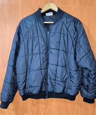 Chaqueta acolchada hombre tipo bomber. Talla 56.