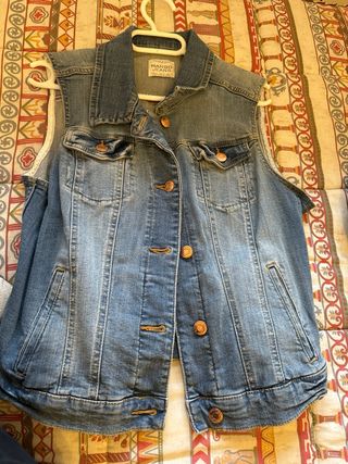 Chaleco vaquero Mango talla M