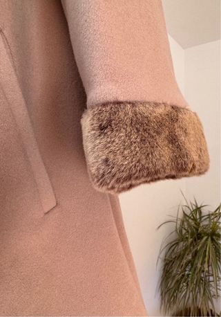 Abrigo de Lana con bordados