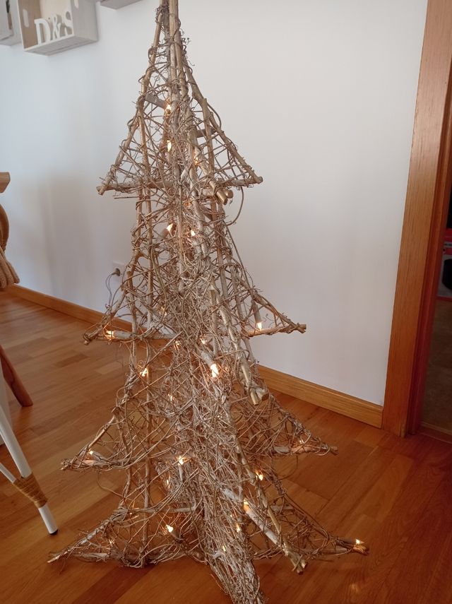 ÁRBOL DE NAVIDAD