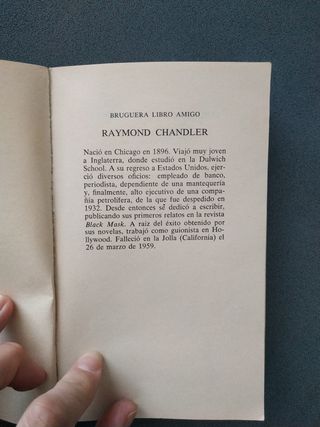 Adiós, muñeca (Raymond Chandler)
