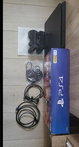 NOVO PACOTE DE JOGOS DE GUERRA PS5 em segunda mão durante 55 EUR em Madrid  na WALLAPOP