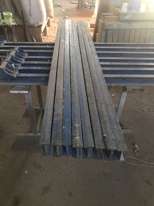 Gatos prensa , Sargentos