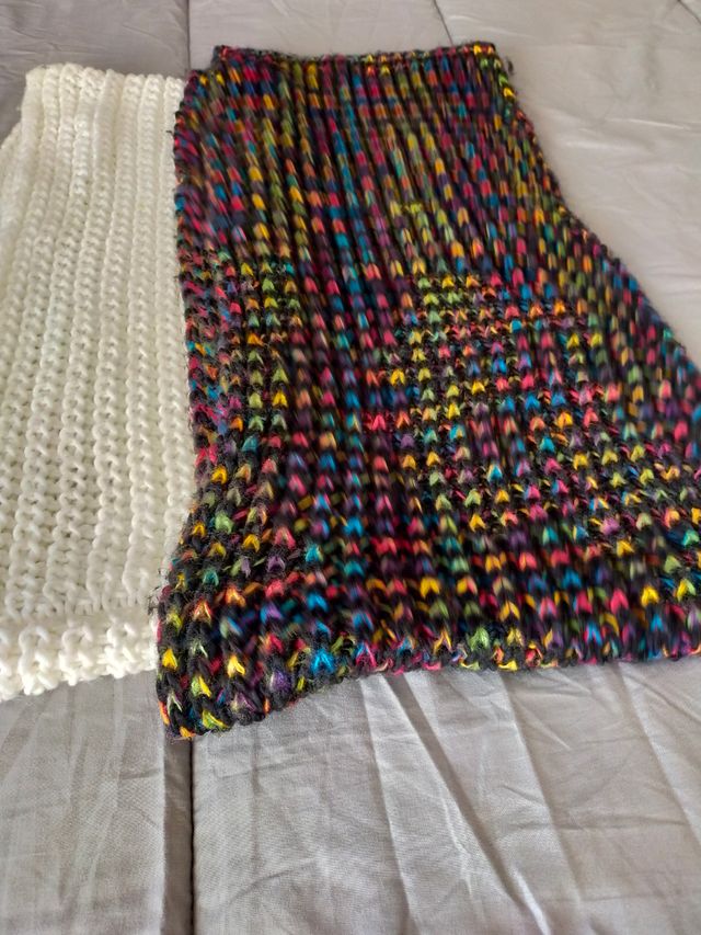 Cuellos bufandas a 3 euros cada una