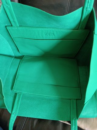 Bolso piel verde zara