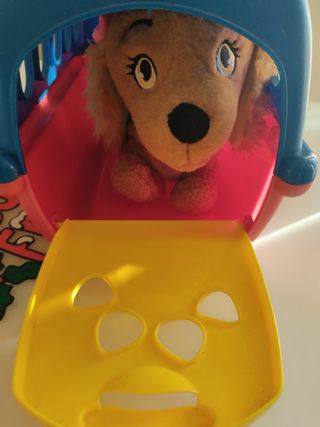 Lucy cagnolina interattiva