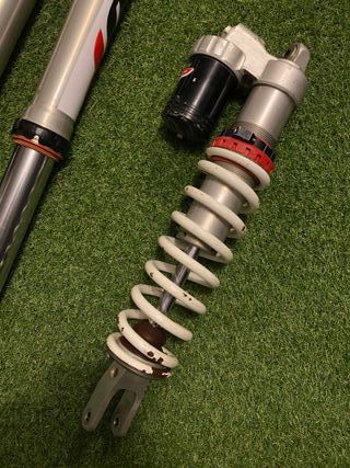 Suspencao e amortecedor WP kit Cone Valve AIR48