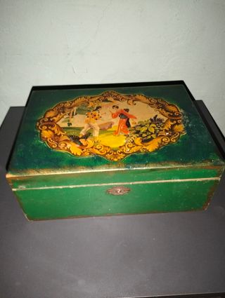 Caja antigua