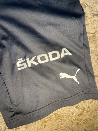 pantalón corto gris valencia cf