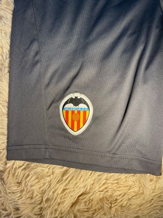 pantalón corto gris valencia cf