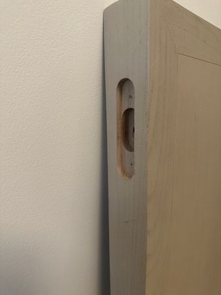 Baldas para estantes. El Globo.