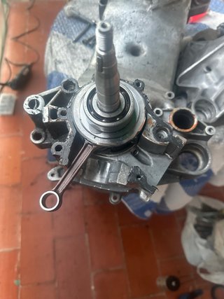 SE PREPARAN Y REPARAN MOTORES 2T