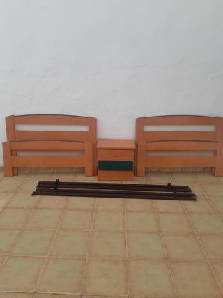 Camas + mesita de noche